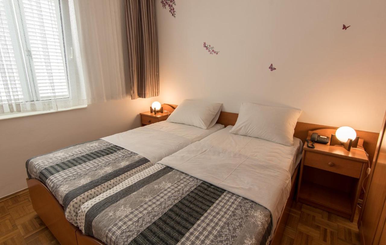 Hotel Barba Starigrad Paklenica Zewnętrze zdjęcie