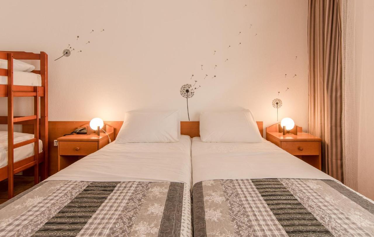 Hotel Barba Starigrad Paklenica Zewnętrze zdjęcie